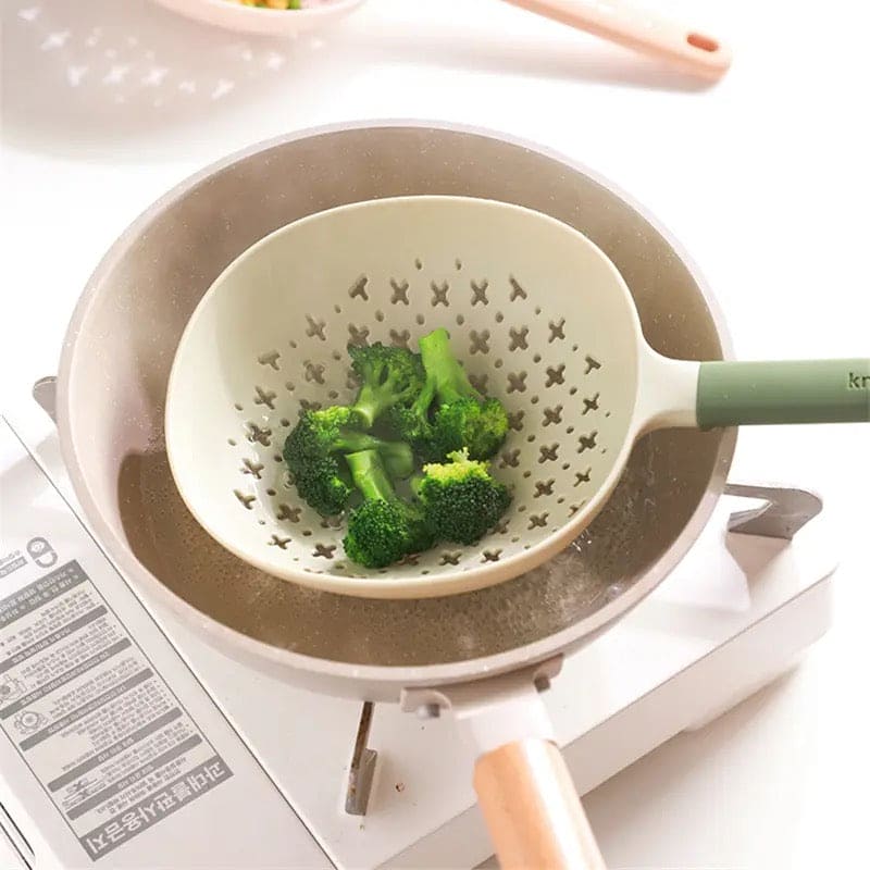 Hollow Soup Spoon, Large Leaky Spoon Filter, Silicone Portable Straining Noodle Spoon, Household Dumpling Filtering Drain Scoop, Heat Resistant Boiled Noodles Leaky Net Cooking Utensils Tool, Simple Scoop Baking Filtering Handle Spoon Hollow Soup Spoon, Large Leaky Spoon Filter, Silicone Portable Straining Noodle Spoon, Household Dumpling Filtering Drain Scoop, Heat Resistant Boiled Noodles Leaky Net Cooking Utensils Tool, Simple Scoop Baking Filtering Handle Spoon